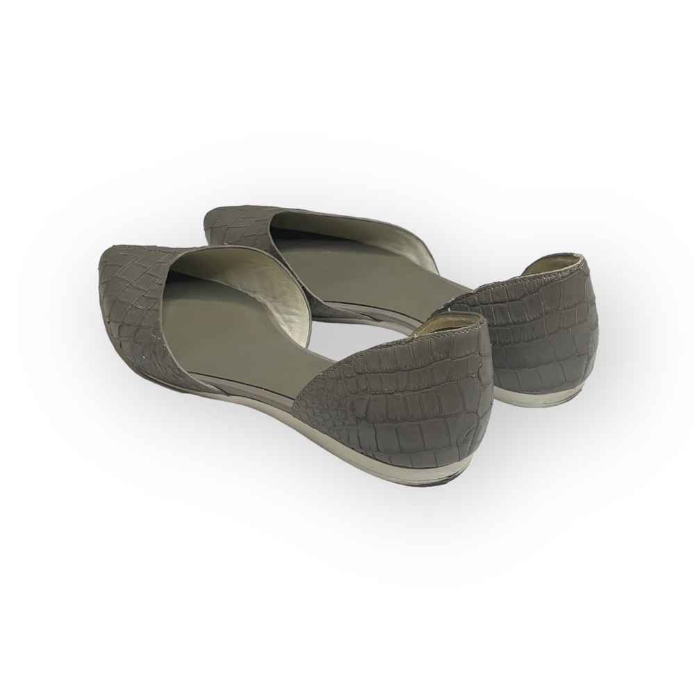 Vince ❃ Tara D’Orsay Pointy Toe Ballet Flat ❃ Embossed Leather ❃ Taupe Grey ❃ 39 - Picture 7 of 16